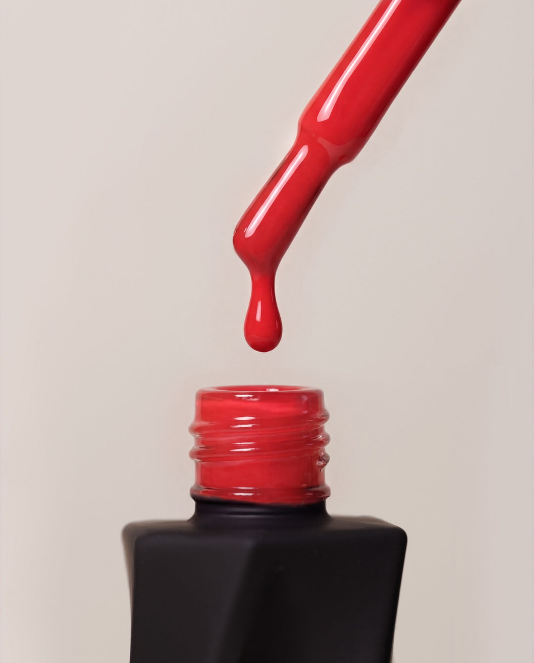 Gel Polish Power Red – Evolve – Soak-Off Gel Polish 10ml