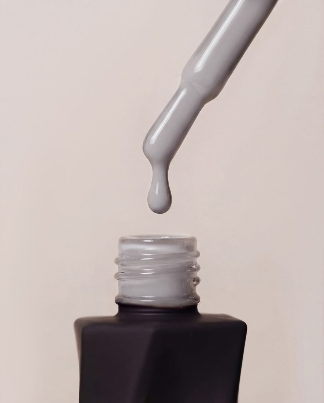 Gel Polish Porcelain Nude – Evolve – Oja Semipermanenta 10ml