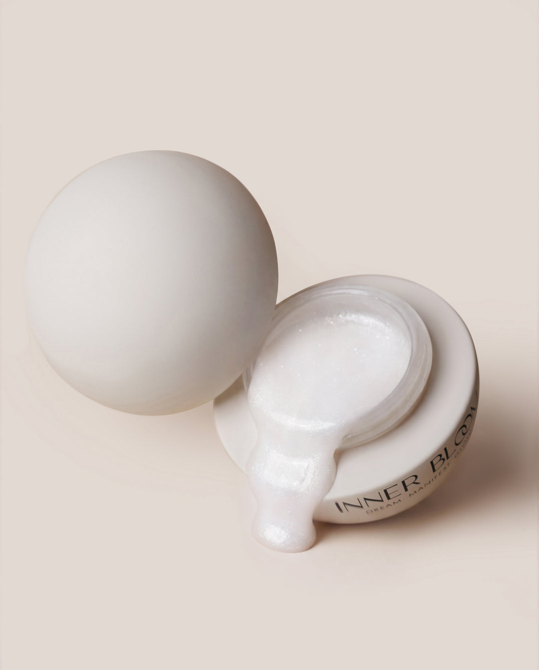 Self-Leveling Gel Shimmer Milky White