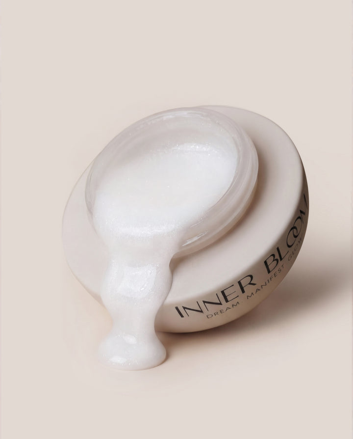 Self-Leveling Gel Shimmer Milky White
