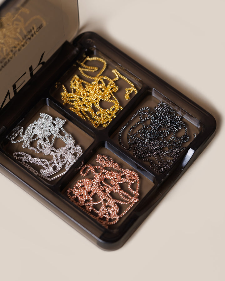 Fine Chain Luxe – Micro Nail Chains