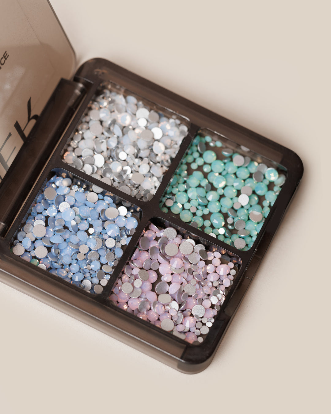 Cristale Opaque Crystals